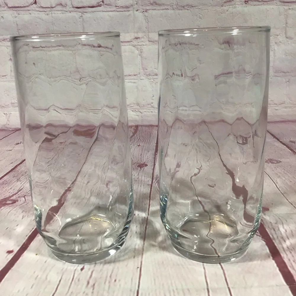 Elegant Clear Swirl Glass Tumblers - Set of 2